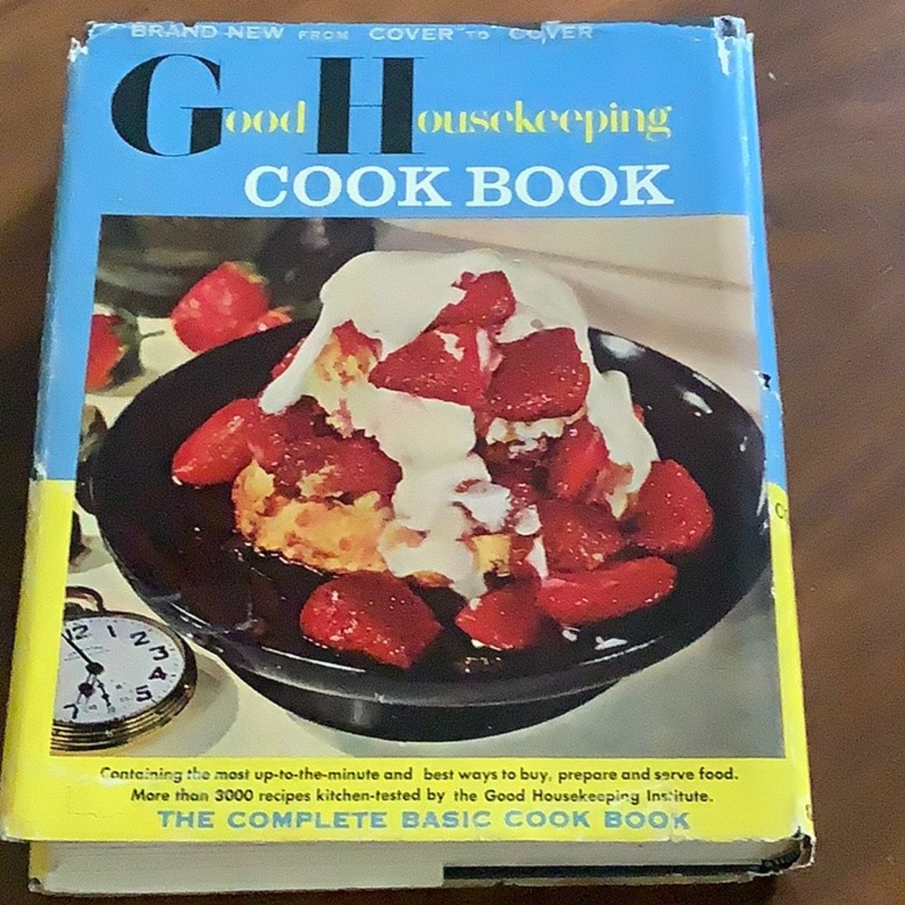 Vintage Good Housekeeping Cook Book - Picture 3 of 5